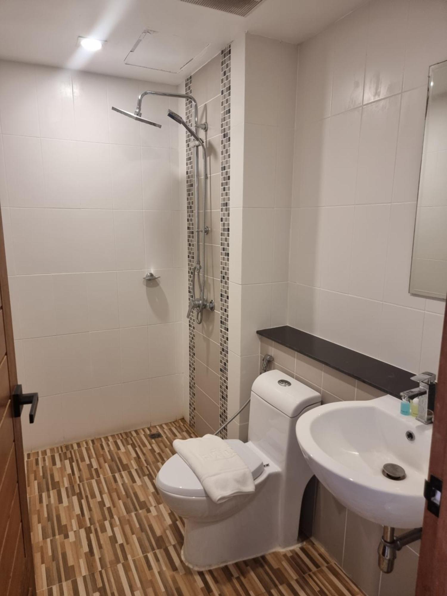 Diva Boutique Hotel Patong Eksteriør billede